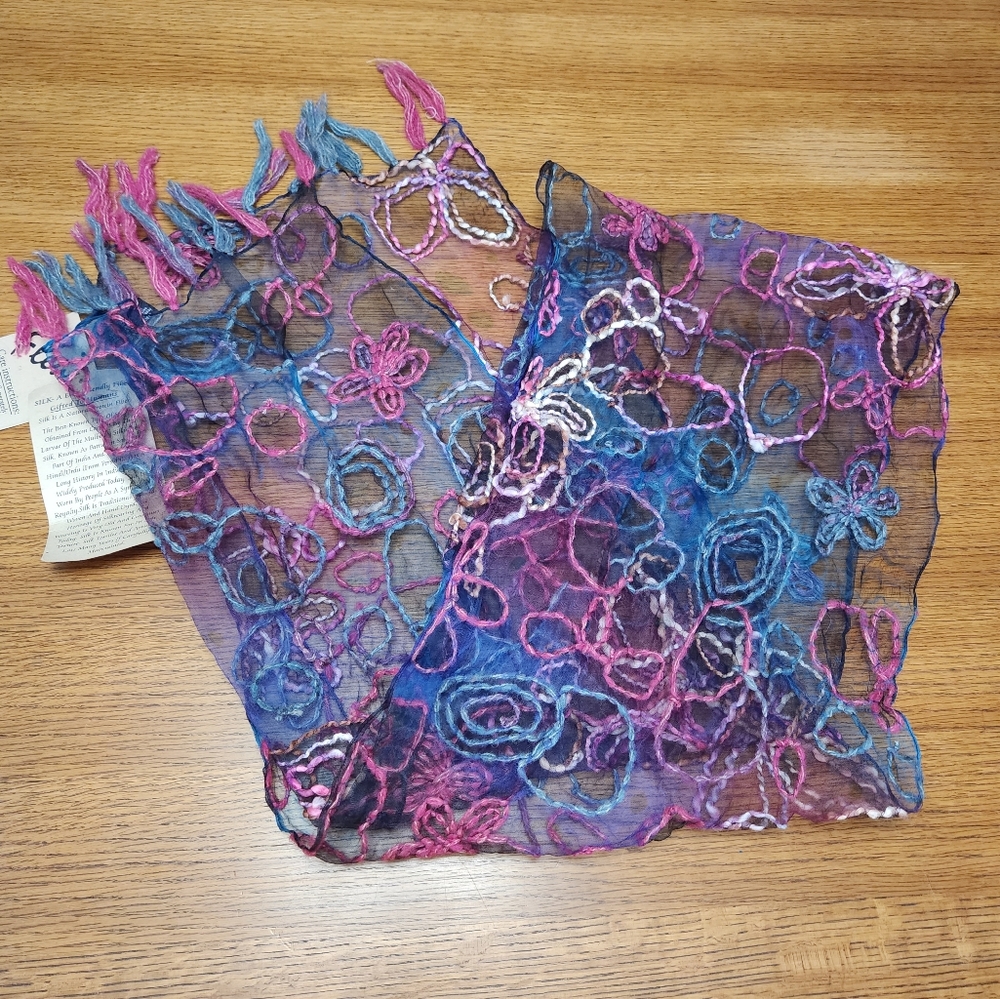 NWT Fleurs by Elegant Additions Natural Silk Scarf Embroidered Floral in Purple